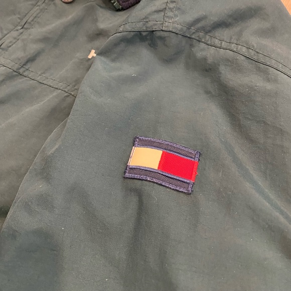 90’s Tommy Hilfiger Jacket - Picture 4 of 5
